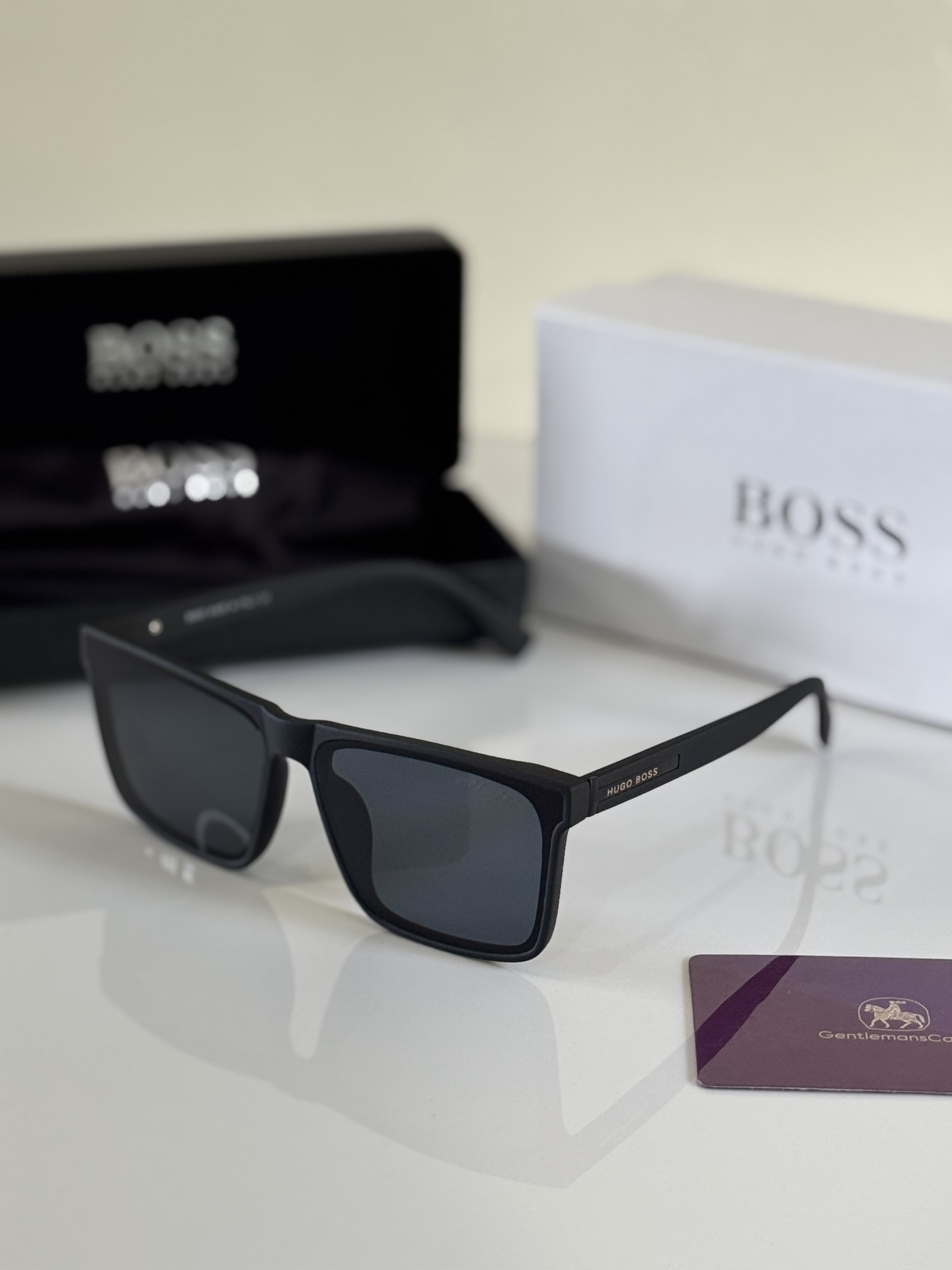 Hugo Boss rectangular full-rim sunglasses